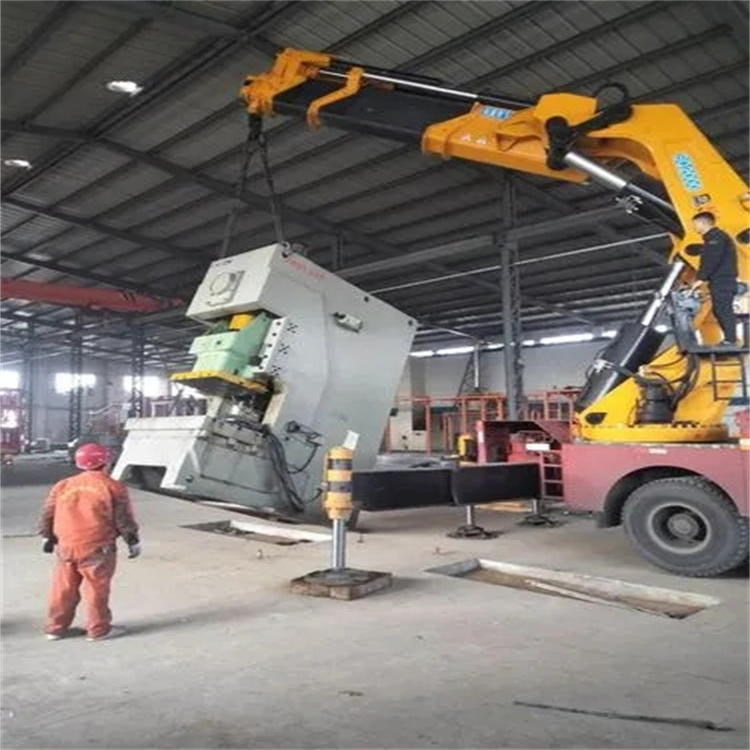 宿迁宿城80吨折臂吊车出租附近电话